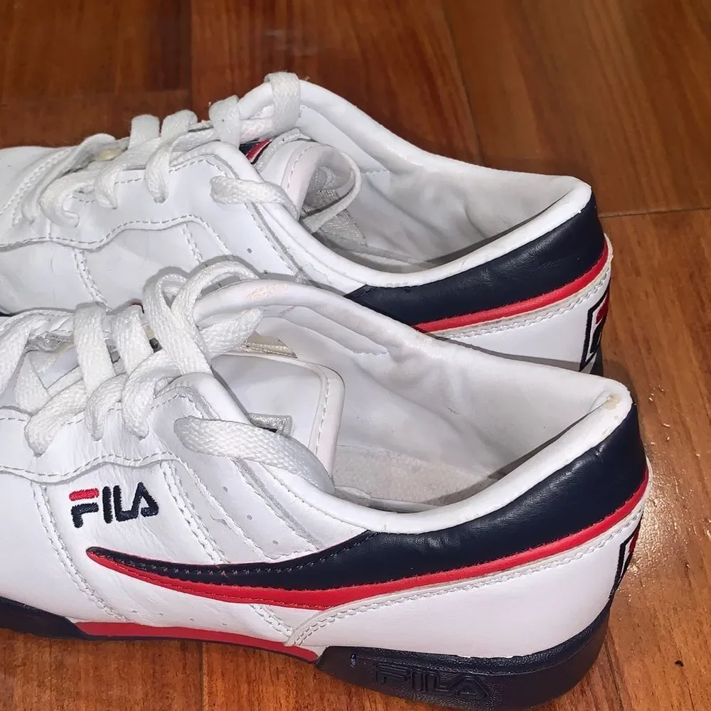 Fila White Sneakers with Navy and Red Accents size 5